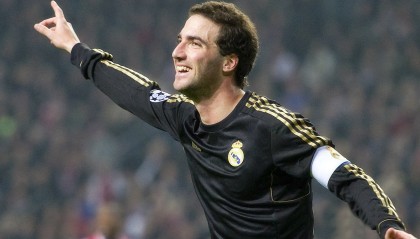 九游网页版官网-未来之星巡礼：新秀如何在季后赛中崭露头角？，未来新秀什么意思