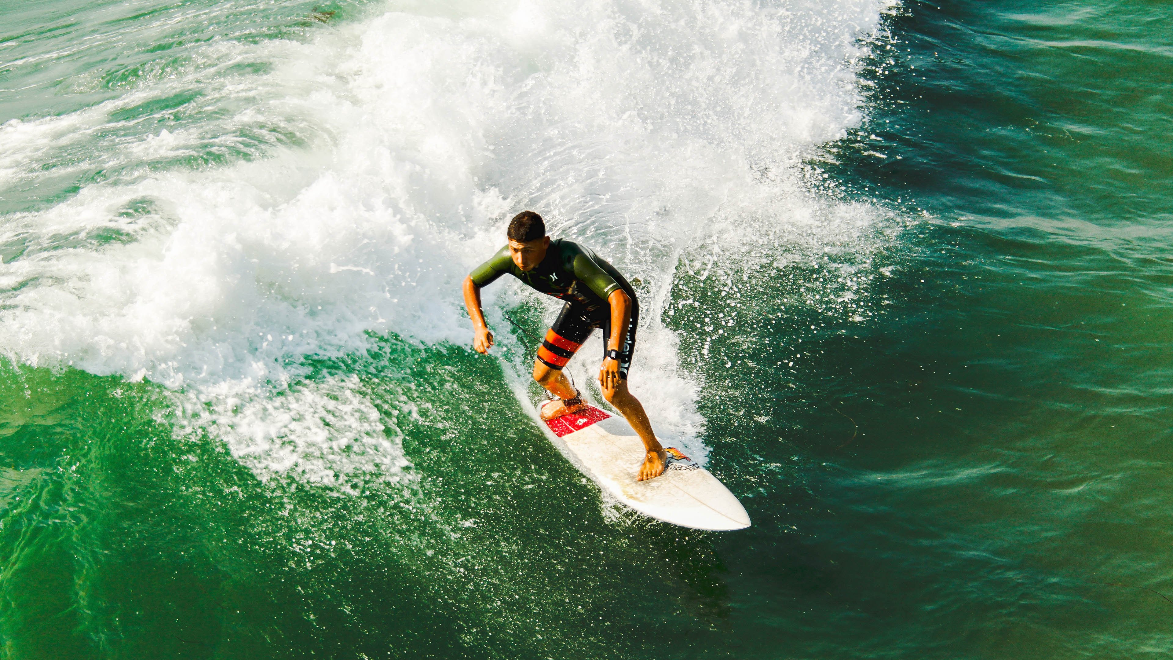 比赛精彩瞬间回放:本周炫技进球、神级扑救不断,精彩进球视频